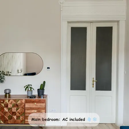 Luxury Paris Style In Heart Of * Budapeşte